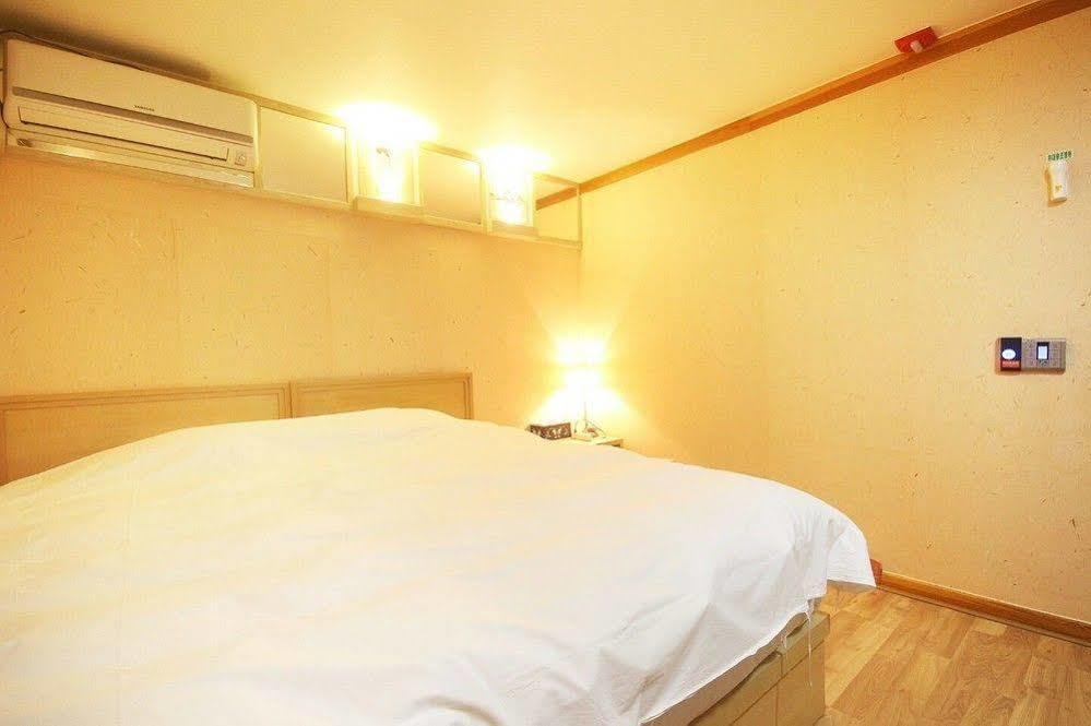 Jeonju Tourist Hotel Exterior photo
