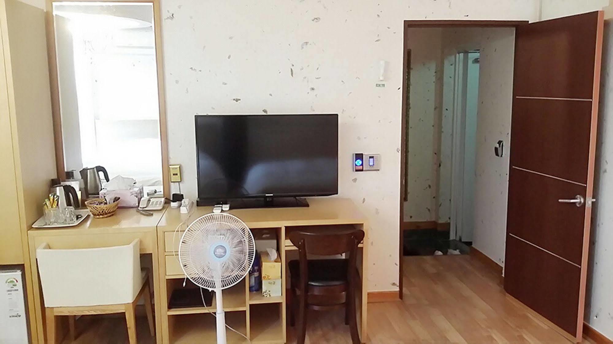 Jeonju Tourist Hotel Exterior photo